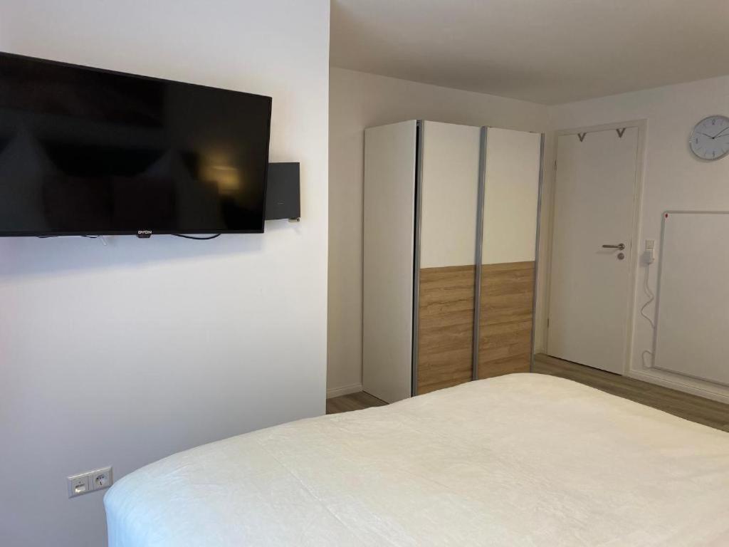 Prime Host Dream Appartement Karlsruhe Buitenkant foto